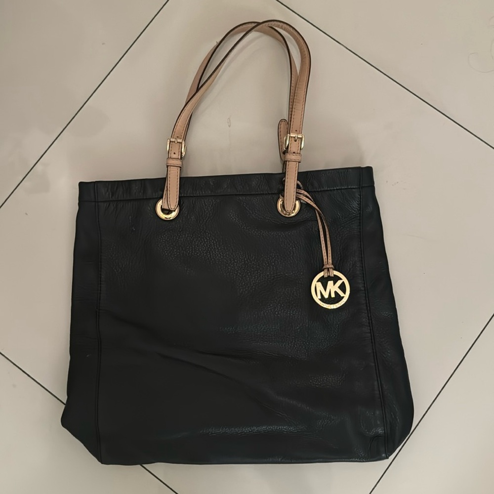 Michael Kors tote